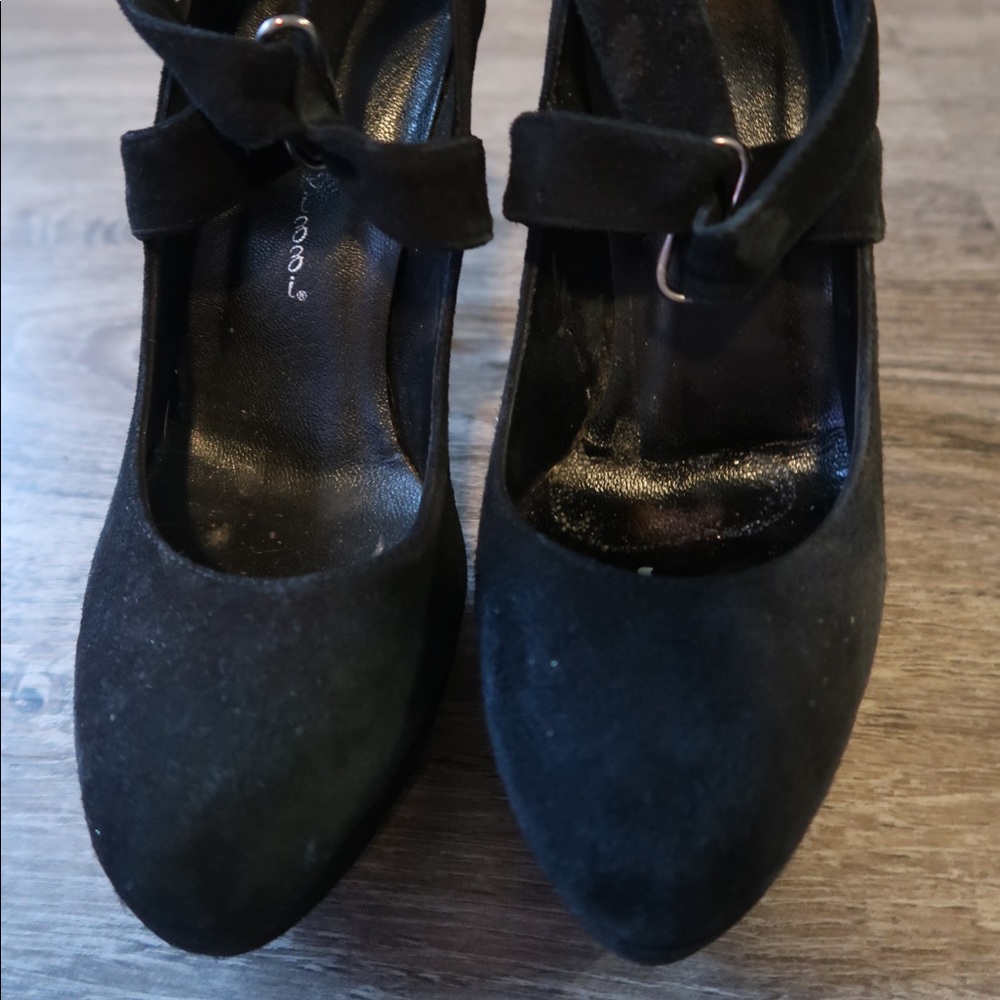 Platform Pumps - image 3